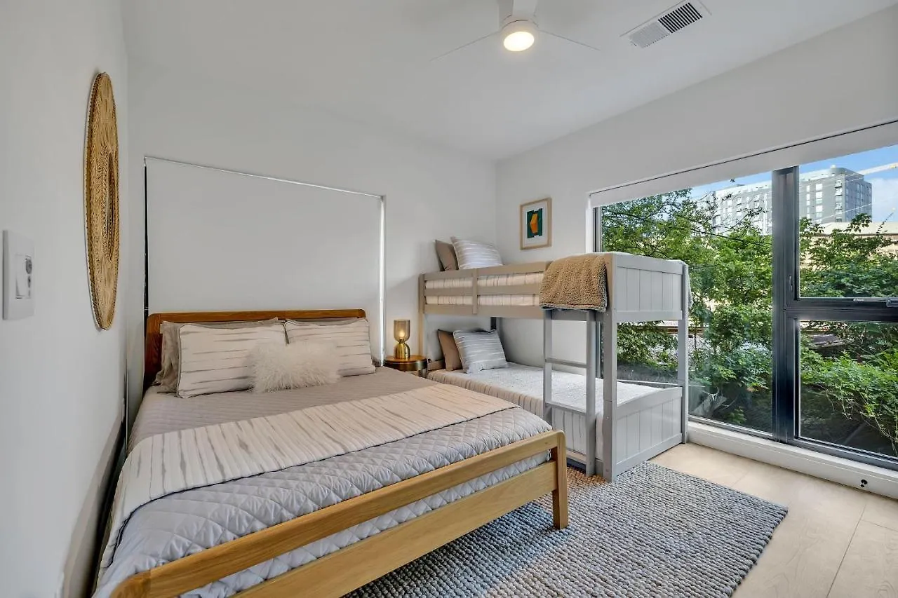 Huge Downtown Corner Unit- Pool-Gym-Walk 2 Broadway Aparthotel Nashville
